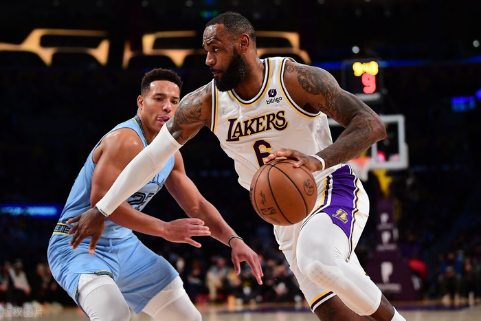 德甲转会风云：丹佛掘金盯上锋线强援，伊藤美诚或成交易筹码(德甲最昂贵的25笔转会交易哈佛茨)